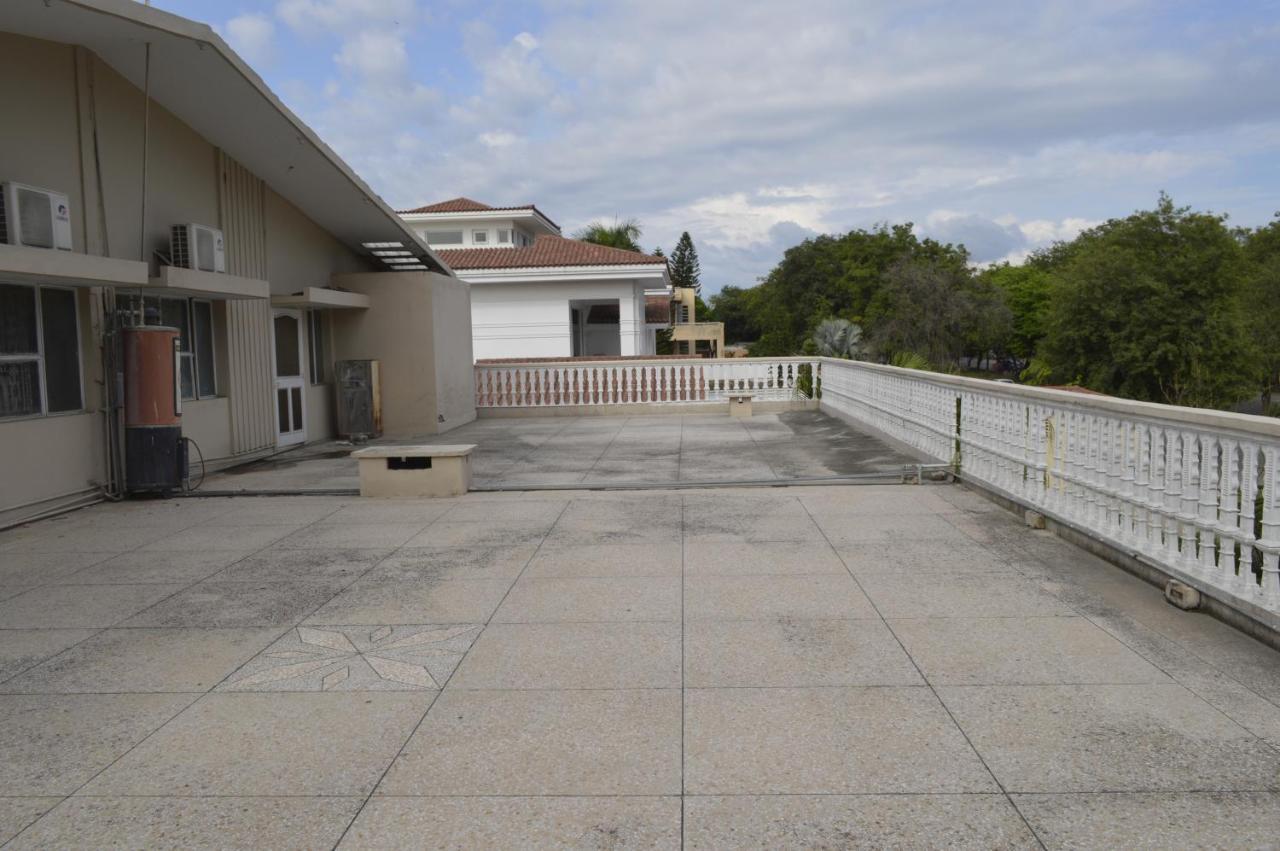 New Shelton Guest House Islamabad Exterior foto
